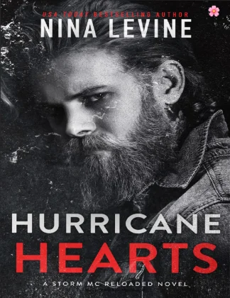 Hurricane Hearts kitap kapağı