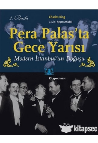 Pera Palasta Gece Yarısı